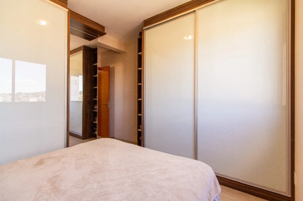 Apartamento para venda no bairro Jardim Botânico em Porto Alegre