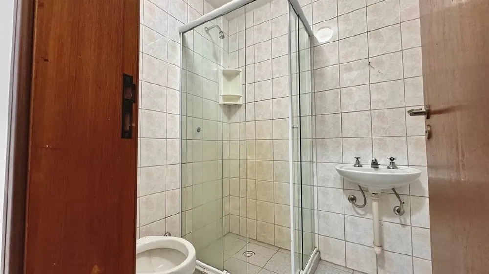 Casa em Condomínio para venda no bairro Três Figueiras em Porto Alegre