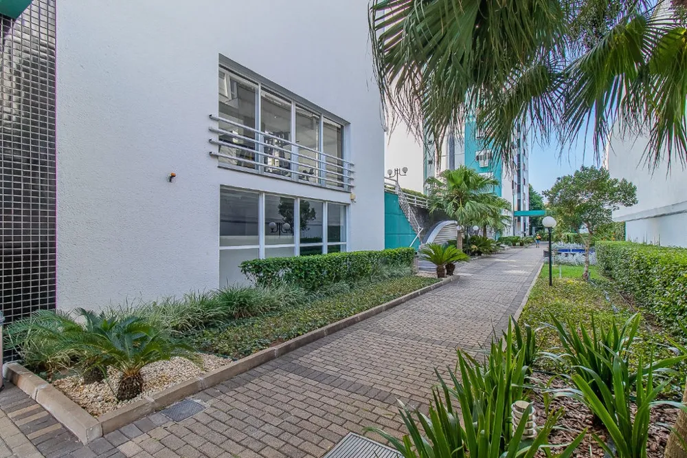 Apartamento para venda no bairro Passo da Areia em Porto Alegre