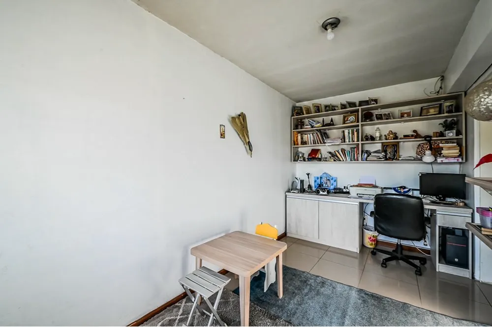 Casa em Condomínio para venda no bairro Santa Tereza em Porto Alegre