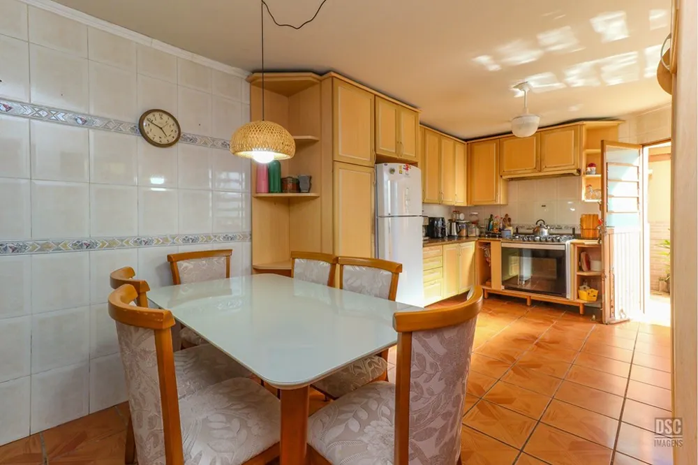 Casa para venda no bairro Rubem Berta em Porto Alegre