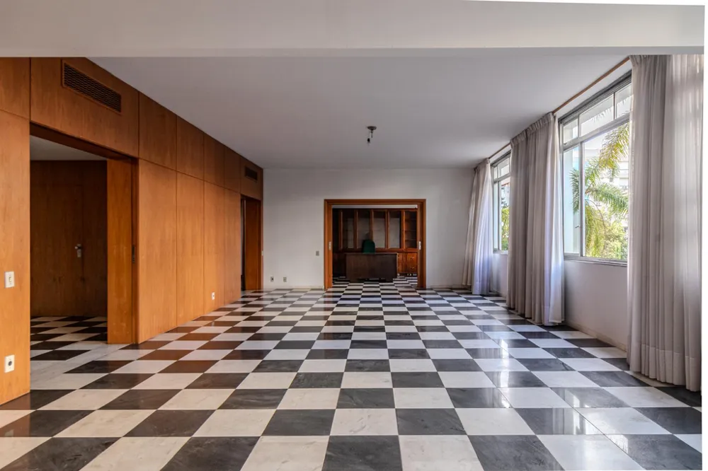 Apartamento para venda no bairro Moinhos de Vento em Porto Alegre