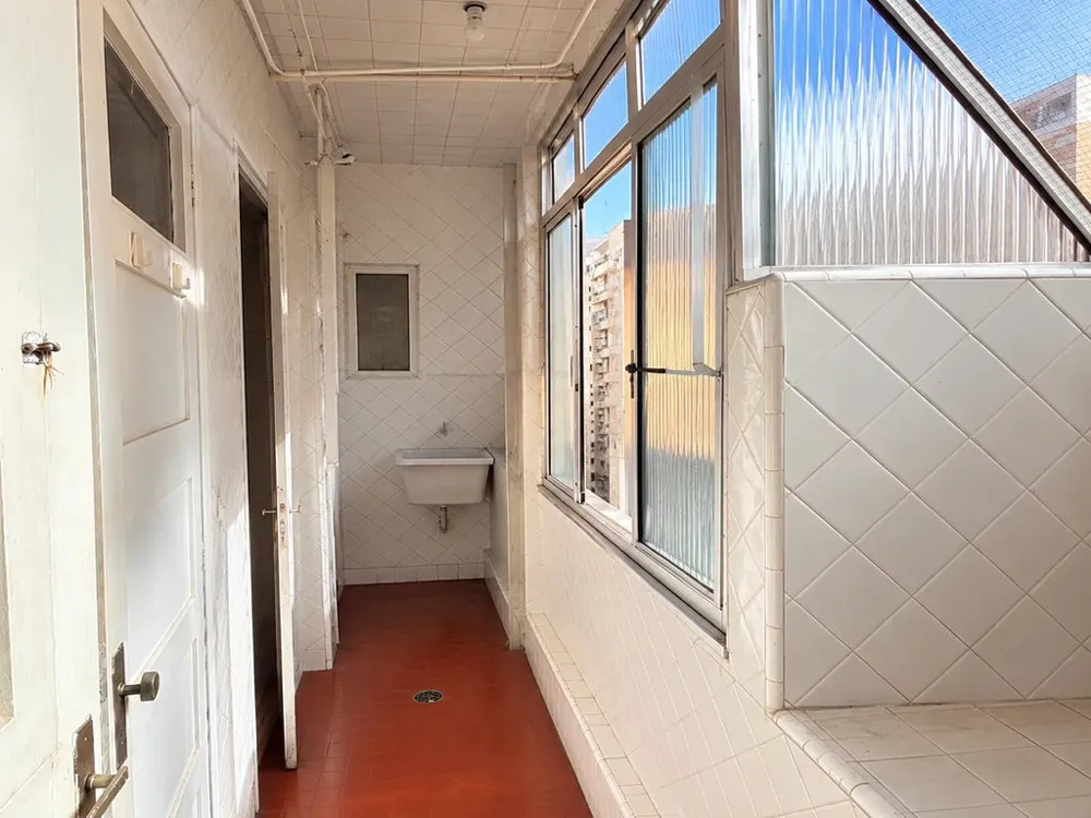 Apartamento para venda no bairro Centro Histórico em Porto Alegre