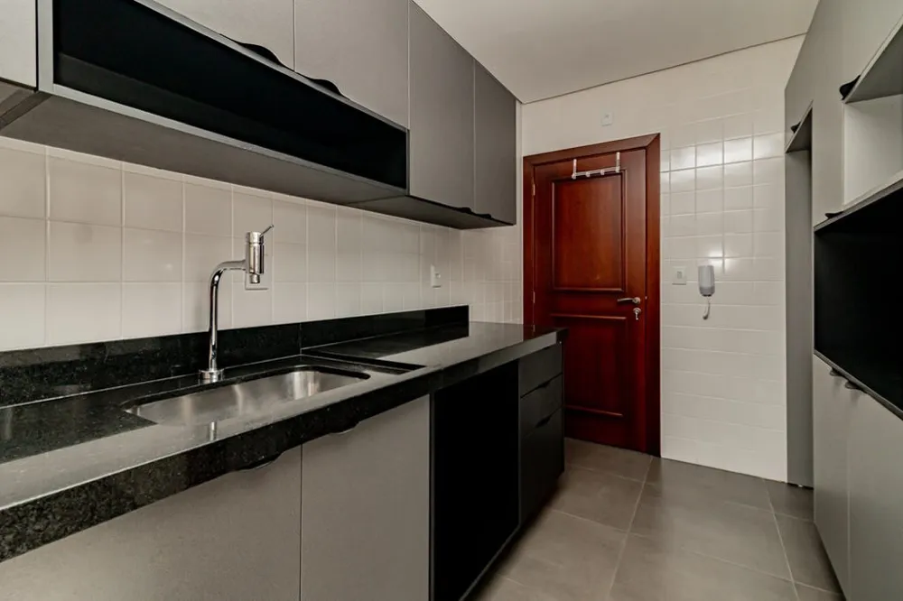 Apartamento para venda no bairro Menino Deus em Porto Alegre