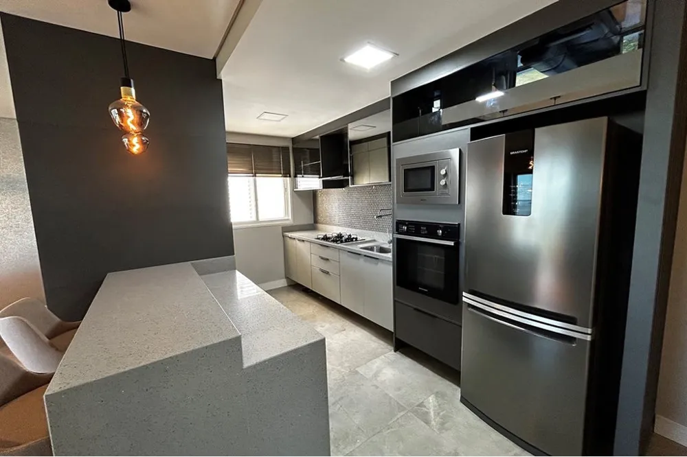 Apartamento para venda no bairro Menino Deus em Porto Alegre