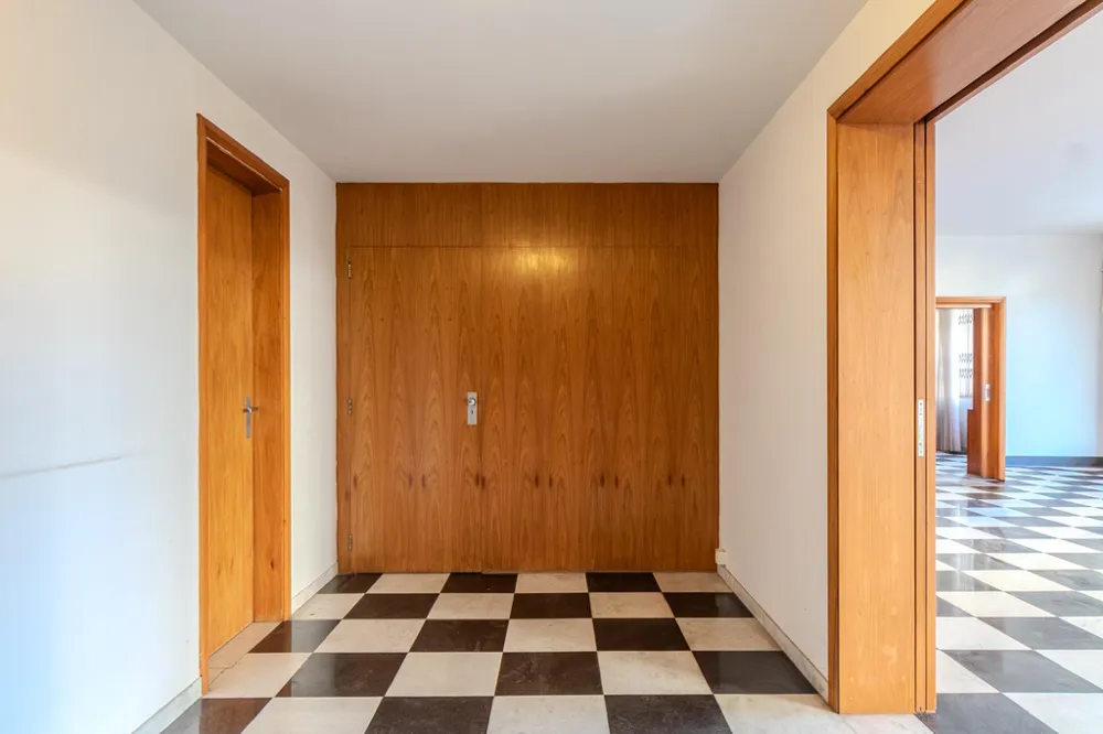 Apartamento para venda no bairro Moinhos de Vento em Porto Alegre