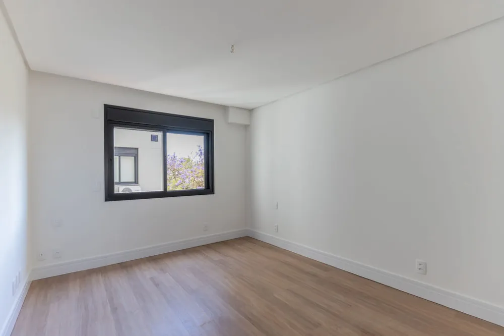 Apartamento para venda no bairro Moinhos de Vento em Porto Alegre