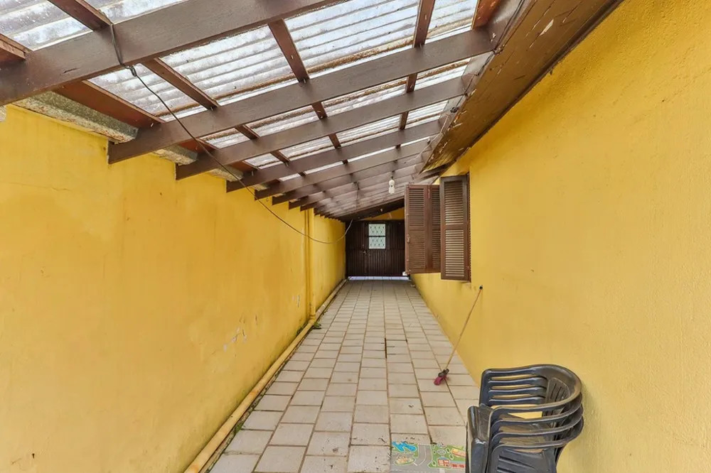 Casa para venda no bairro Rubem Berta em Porto Alegre