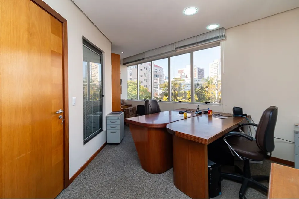 Sala para venda no bairro Menino Deus em Porto Alegre