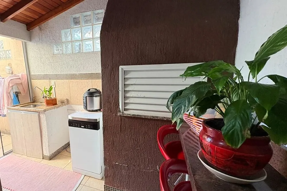 Casa em Condomínio para venda no bairro Centro em Canoas