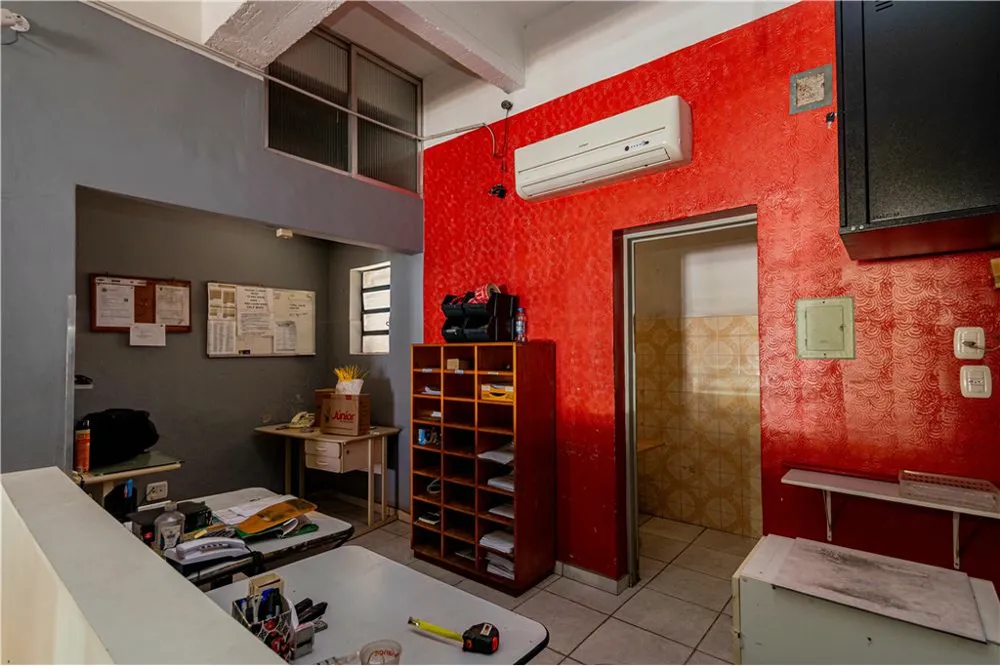 Edifício Comercial para venda no bairro Santa Maria Goretti em Porto Alegre
