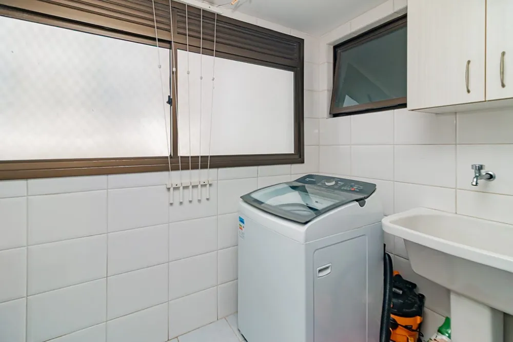 Apartamento para venda no bairro Menino Deus em Porto Alegre