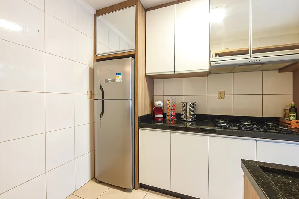 Apartamento para venda no bairro Vila Nova em Porto Alegre