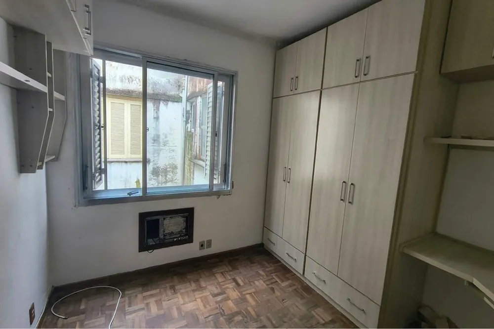 Apartamento para venda no bairro Santo Antônio em Porto Alegre