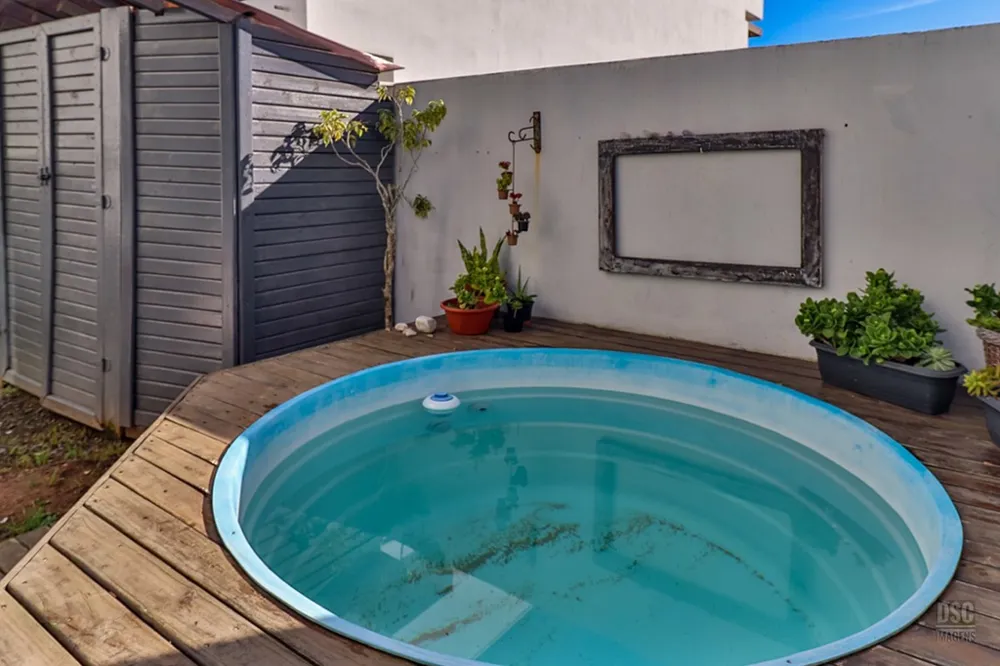Casa em Condomínio para venda no bairro Hípica em Porto Alegre
