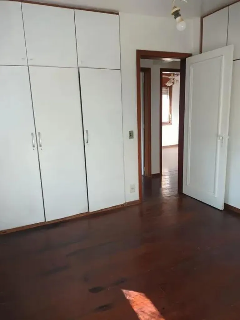 Apartamento para venda no bairro Moinhos de Vento em Porto Alegre