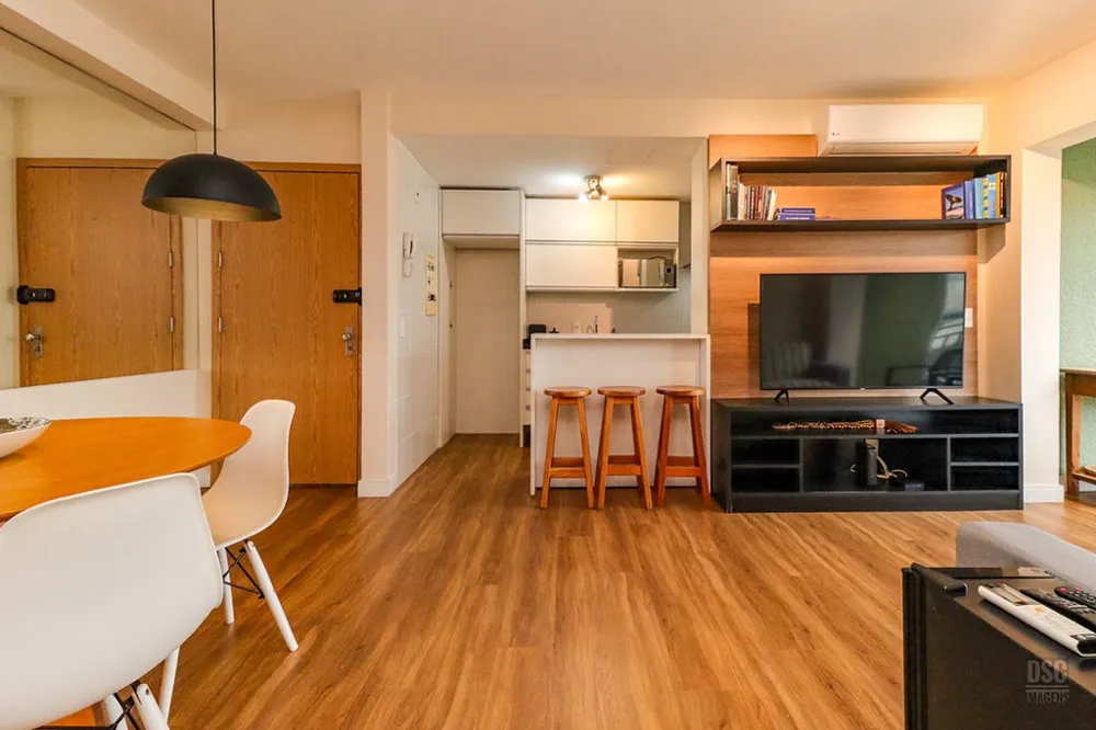 Apartamento para venda no bairro Passo da Areia em Porto Alegre