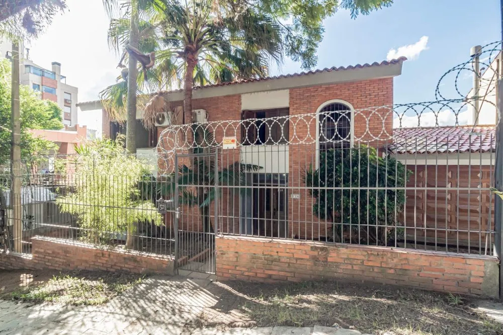 Casa para venda no bairro Cristal em Porto Alegre