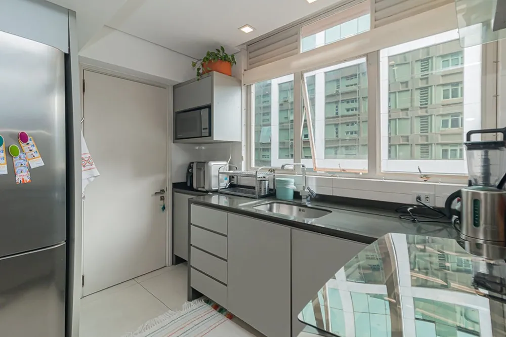 Apartamento para venda no bairro Moinhos de Vento em Porto Alegre