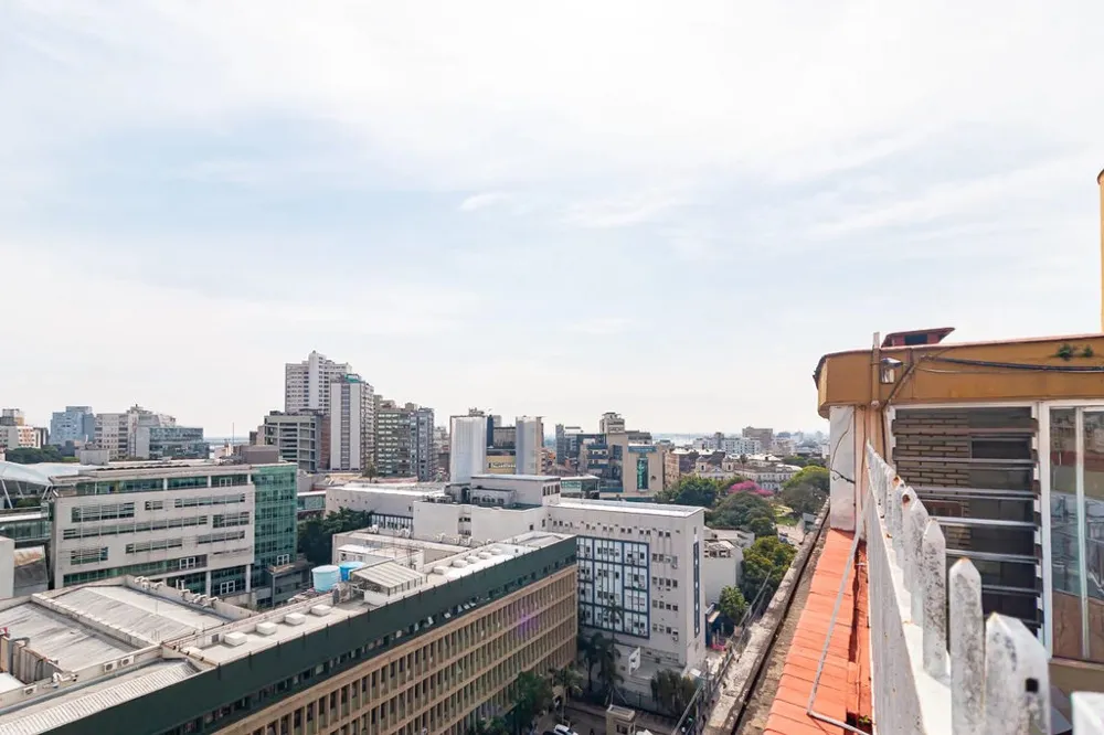 Apartamento para venda no bairro Centro Histórico em Porto Alegre