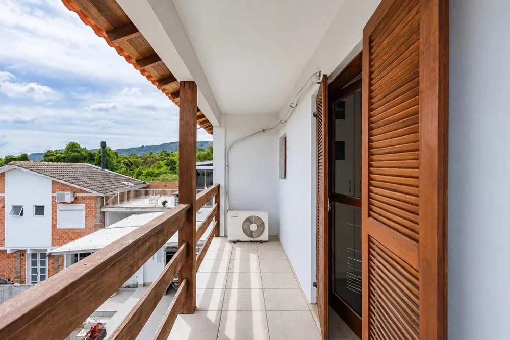 Casa para venda no bairro Ipanema em Porto Alegre
