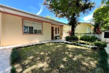 Casa para venda no bairro Igara em Canoas
