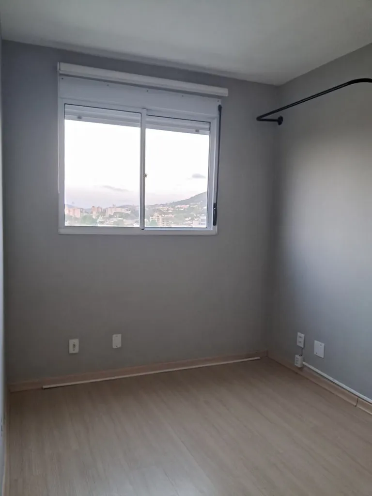 Apartamento para venda no bairro Teresópolis em Porto Alegre