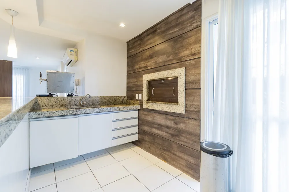Apartamento para venda no bairro Passo da Areia em Porto Alegre