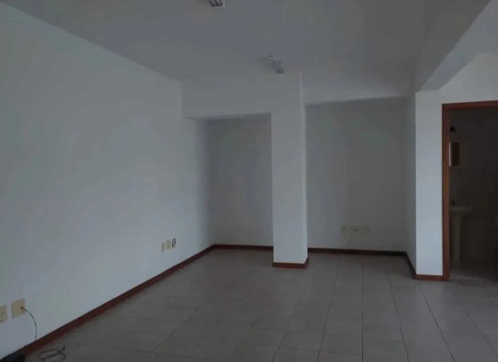 Sala para venda no bairro Passo da Areia em Porto Alegre