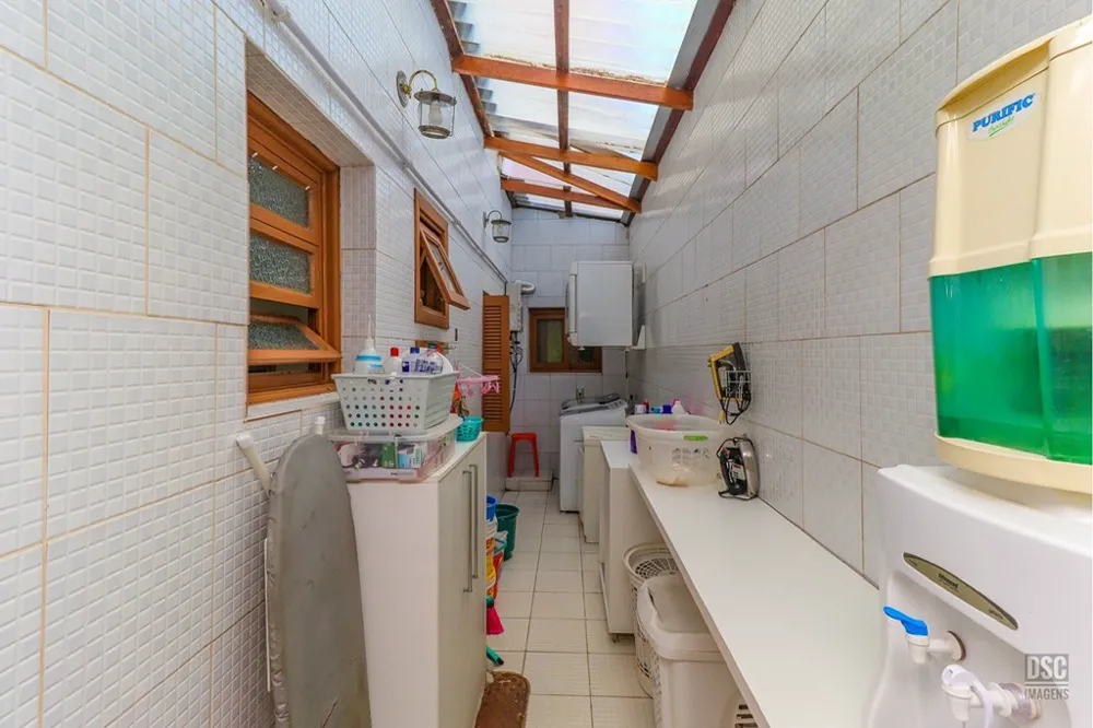 Casa para venda no bairro Rubem Berta em Porto Alegre