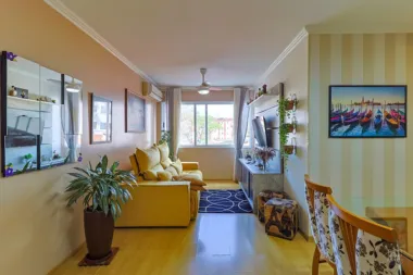 Apartamento para venda no bairro Vila Ipiranga em Porto Alegre