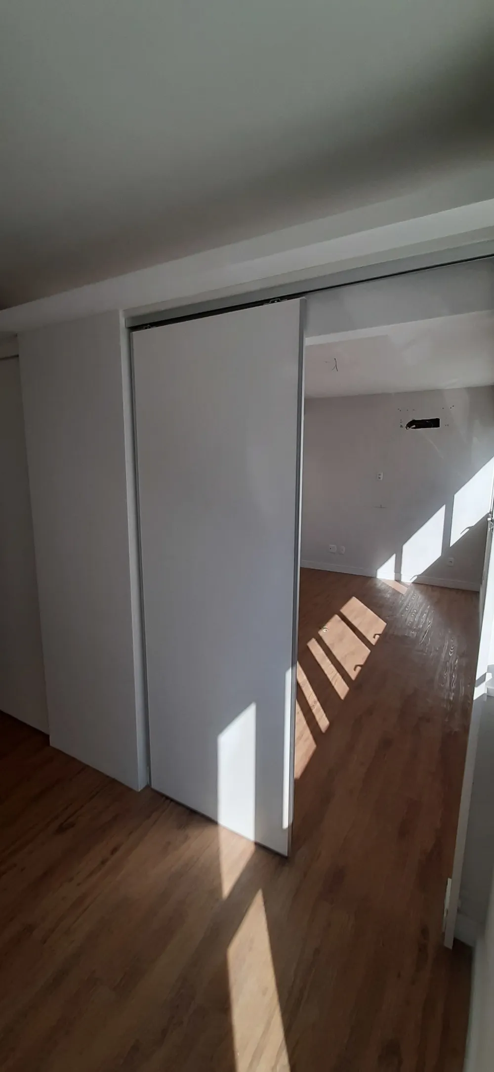 Sala para venda no bairro Menino Deus em Porto Alegre