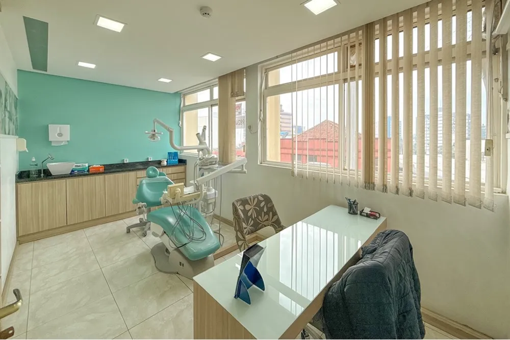 Sala para venda no bairro Centro em Canoas