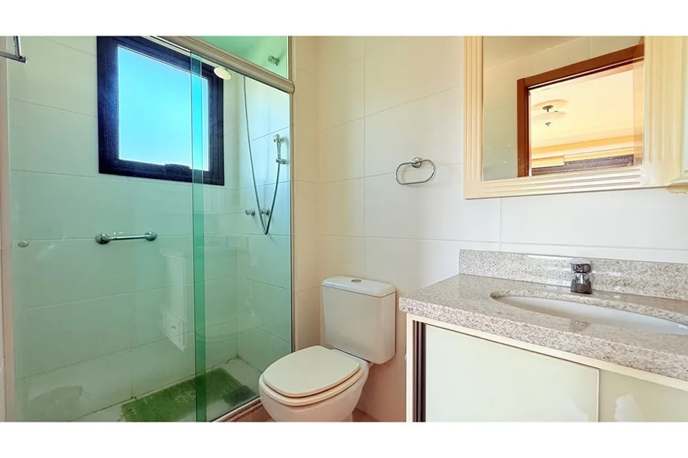 Apartamento para venda no bairro Menino Deus em Porto Alegre