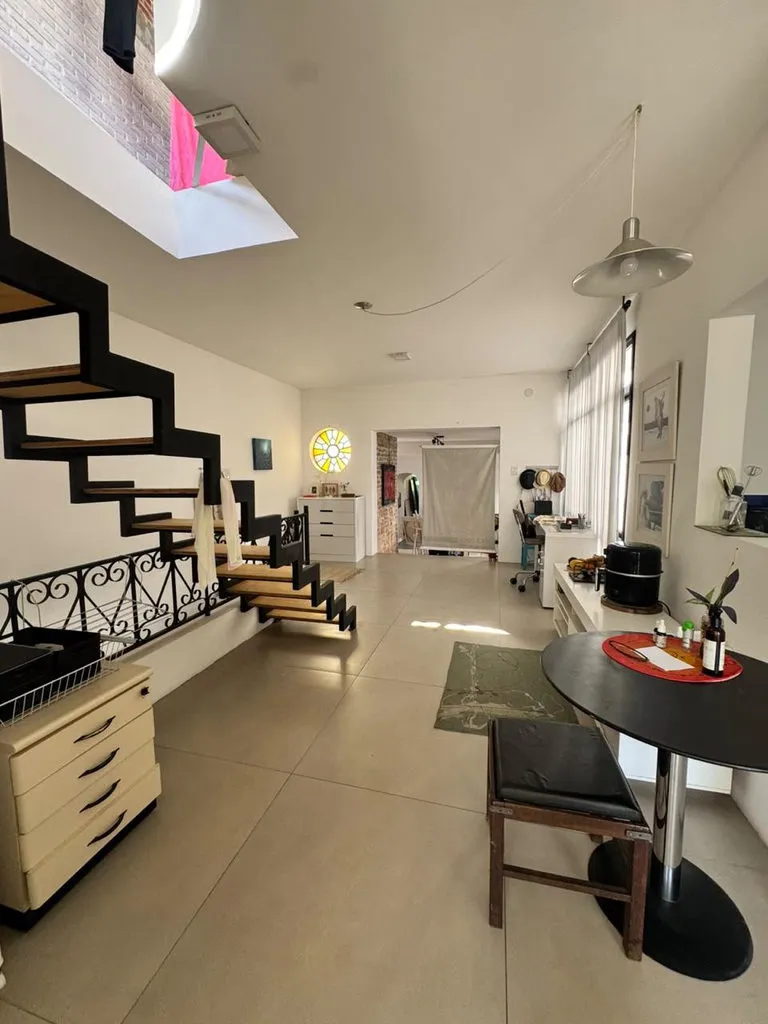 Casa para venda no bairro Menino Deus em Porto Alegre