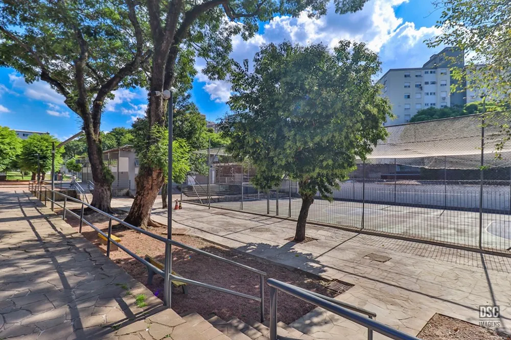 Apartamento para venda no bairro Jardim Itu em Porto Alegre