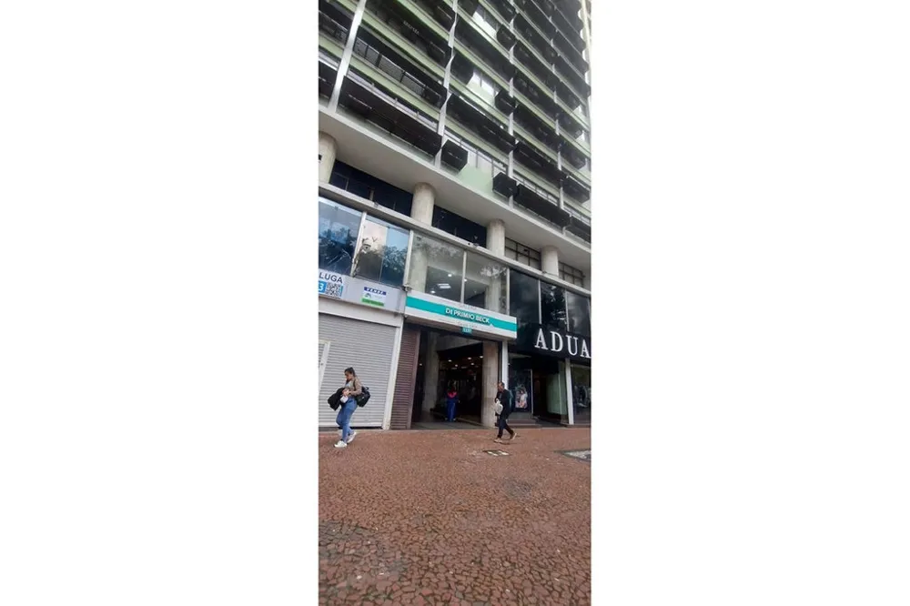 Sala para venda no bairro Centro Histórico em Porto Alegre