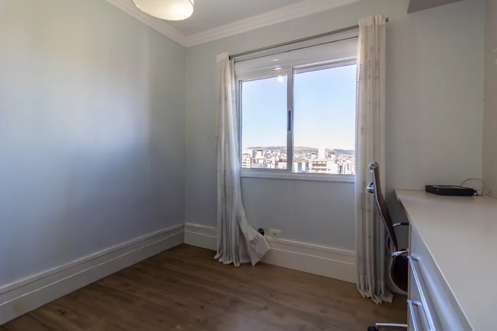 Apartamento para venda no bairro Petrópolis em Porto Alegre