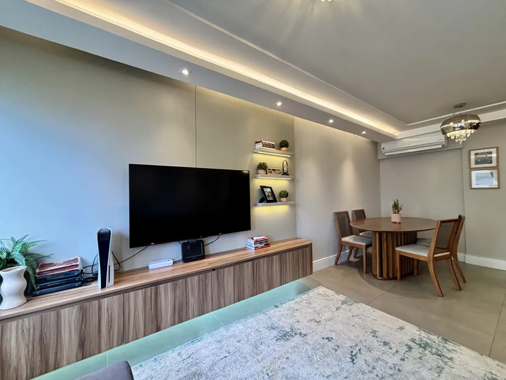 Apartamento para venda no bairro Cavalhada em Porto Alegre