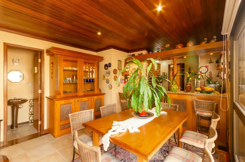 Cobertura Duplex para venda no bairro Petrópolis em Porto Alegre