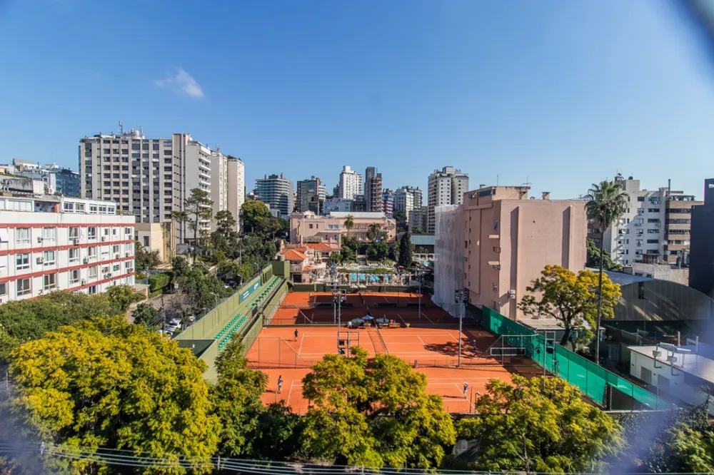 Apartamento para venda no bairro Moinhos de Vento em Porto Alegre