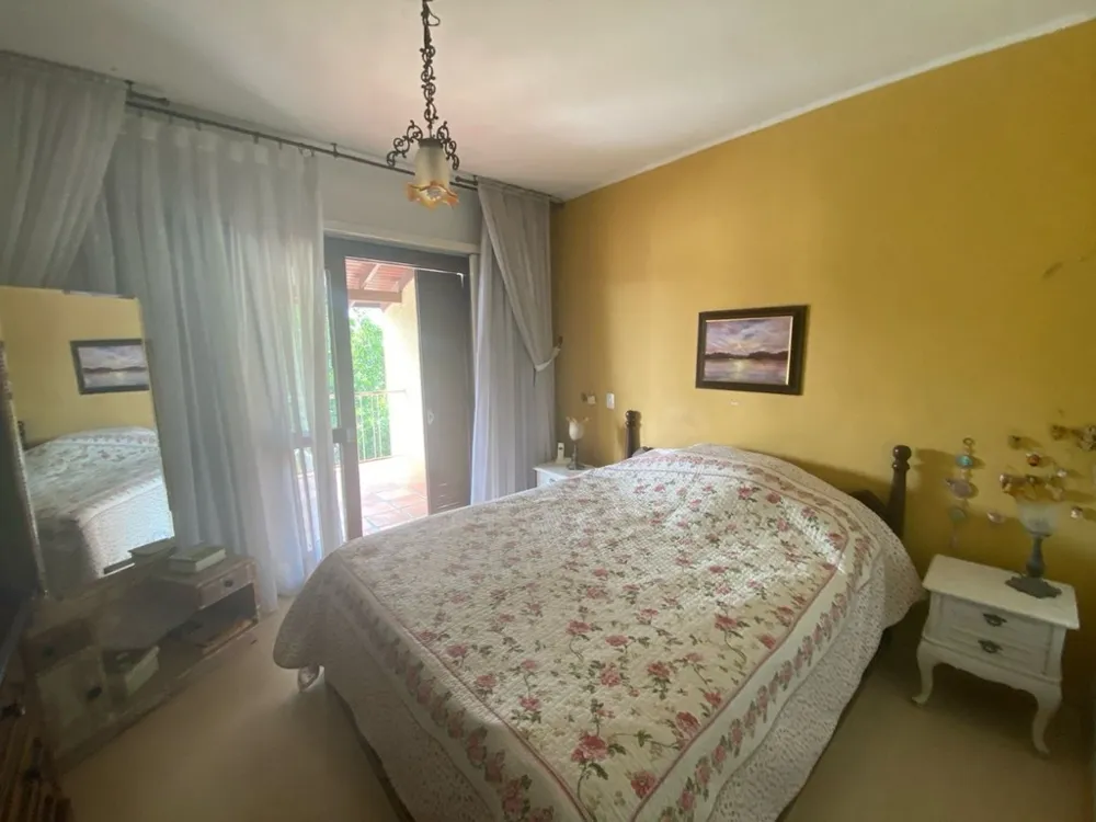Casa para venda no bairro Jardim do Salso em Porto Alegre