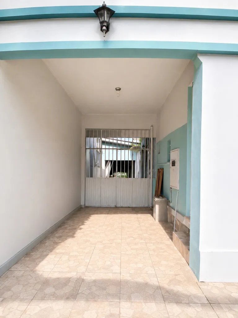 Casa para venda no bairro Auxiliadora em Porto Alegre