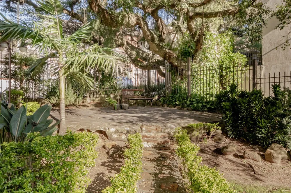 Apartamento para venda no bairro Chácara das Pedras em Porto Alegre