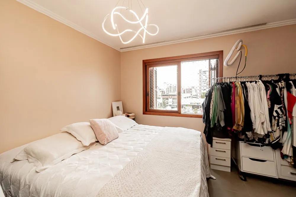 Apartamento para venda no bairro Menino Deus em Porto Alegre