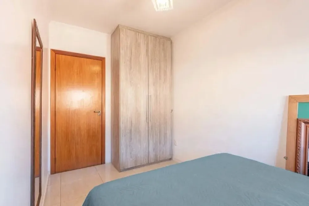 Casa para venda no bairro Jardim Sabará em Porto Alegre