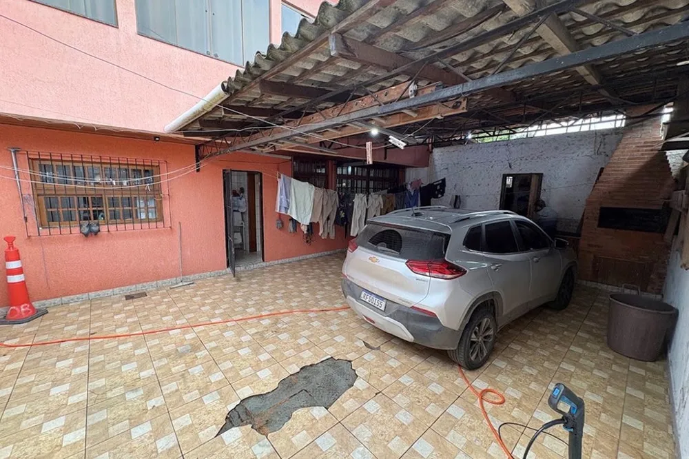 Casa para venda no bairro Santa Rosa de Lima em Porto Alegre