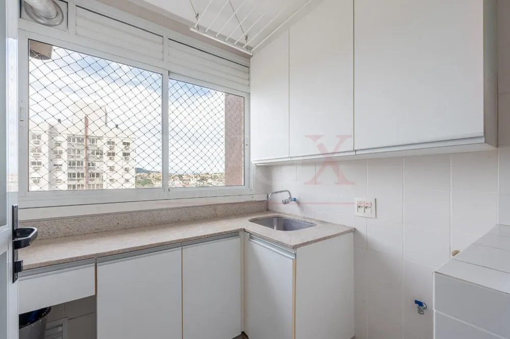 Apartamento para venda no bairro Jardim Botânico em Porto Alegre