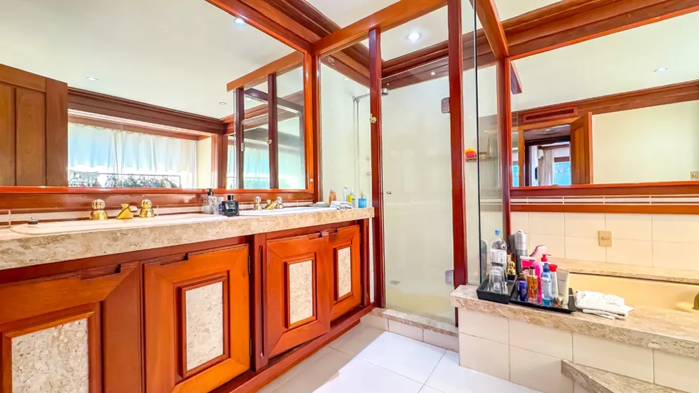 Cobertura Duplex para venda no bairro Petrópolis em Porto Alegre