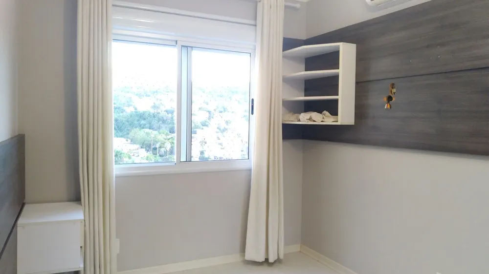 Apartamento para venda no bairro Partenon em Porto Alegre